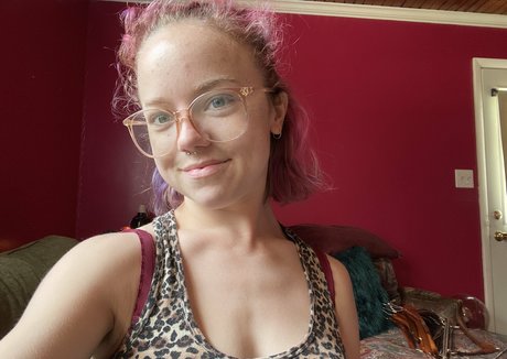 Naakte gelekte OnlyFans-foto van Junestrawberriesfree
