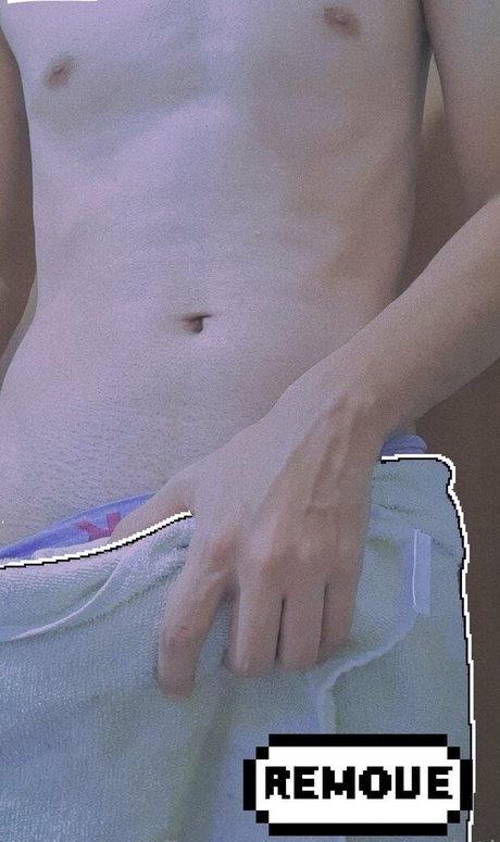Naakte gelekte OnlyFans-foto van Mysterylsti