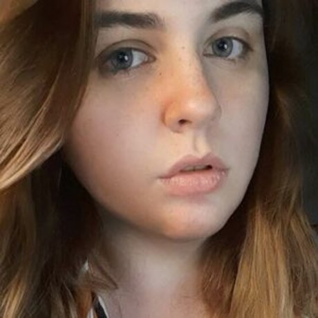 Naakte gelekte OnlyFans-foto van Sweet Me10n