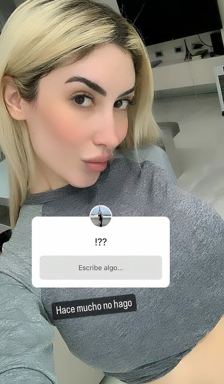 Naakte gelekte OnlyFans-foto van Katherinejohanna