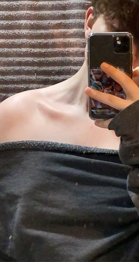 Naakte gelekte OnlyFans-foto van Your Dream