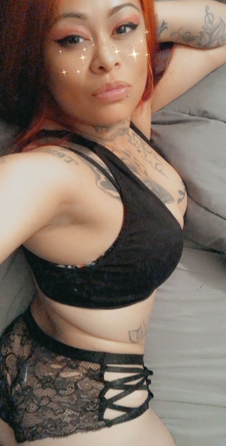Naakte gelekte OnlyFans-foto van Lala