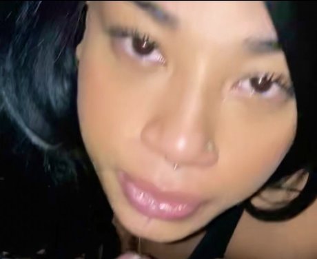 Naakte gelekte OnlyFans-foto van Vaedathevixen