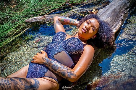 Naakte gelekte OnlyFans-foto van Jamaican Bxb 