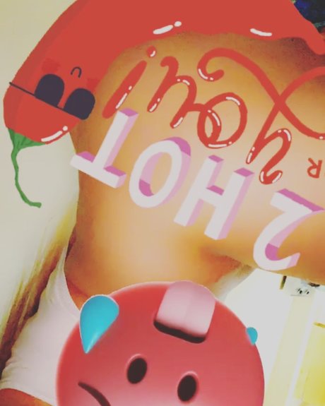 Naakte gelekte OnlyFans-foto van Jenna