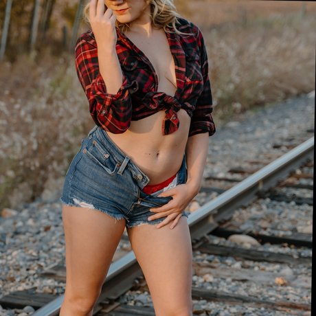 Bella