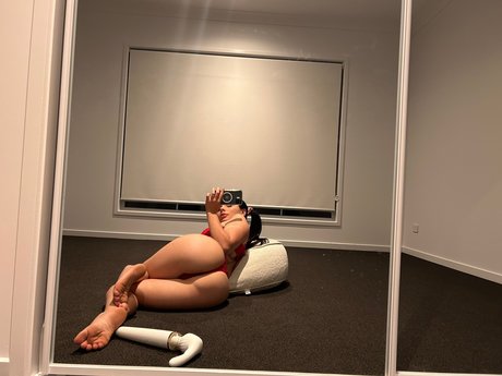 Naakte gelekte OnlyFans-foto van Jenna