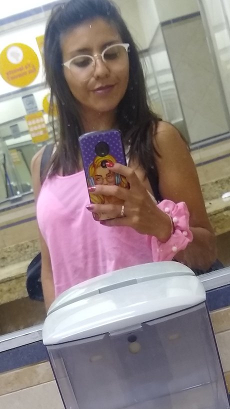 Naakte gelekte OnlyFans-foto van Milagros Evelin Rodriguez