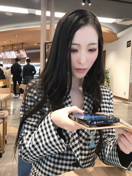 Naakte gelekte OnlyFans-foto van Mikinemiki