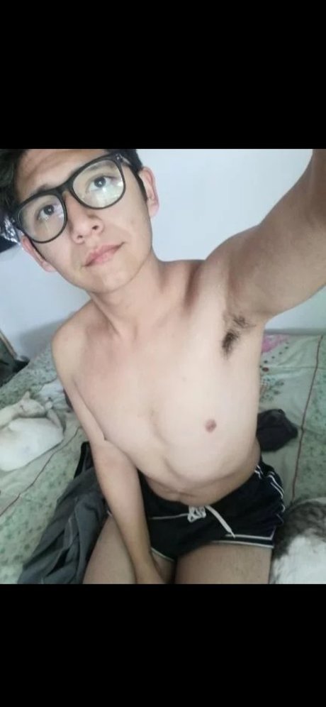 Naakte gelekte OnlyFans-foto van Northon Chvez
