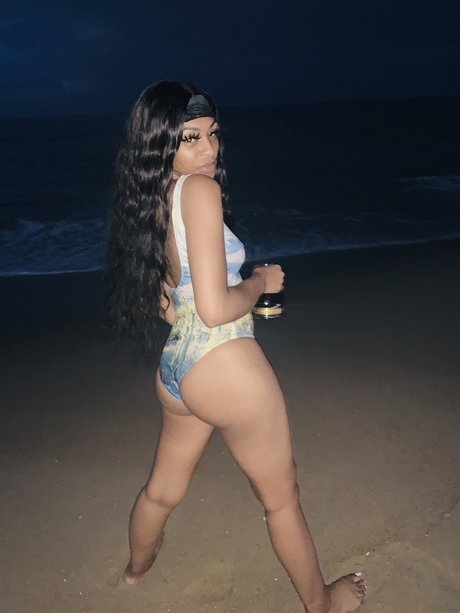 Naakte gelekte OnlyFans-foto van Thejigsterr