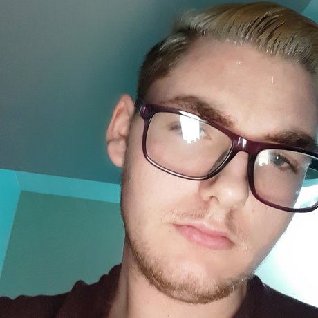Naakte gelekte OnlyFans-foto van Caleb2000h