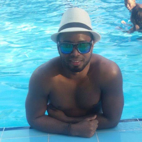 Naakte gelekte OnlyFans-foto van Cartucho