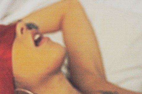 Naakte gelekte OnlyFans-foto van Melinda