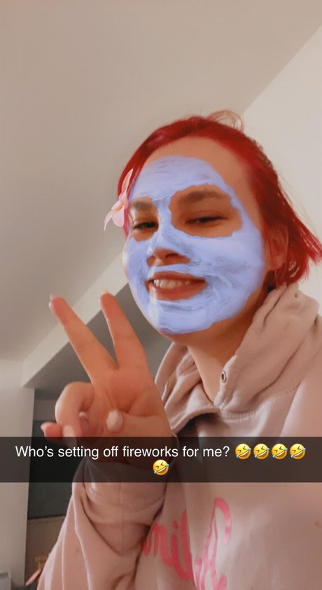 Naakte gelekte OnlyFans-foto van Millie
