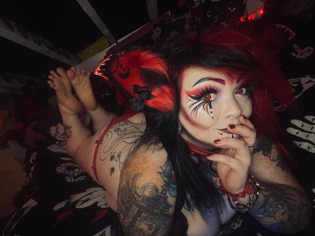 Naakte gelekte OnlyFans-foto van Millie