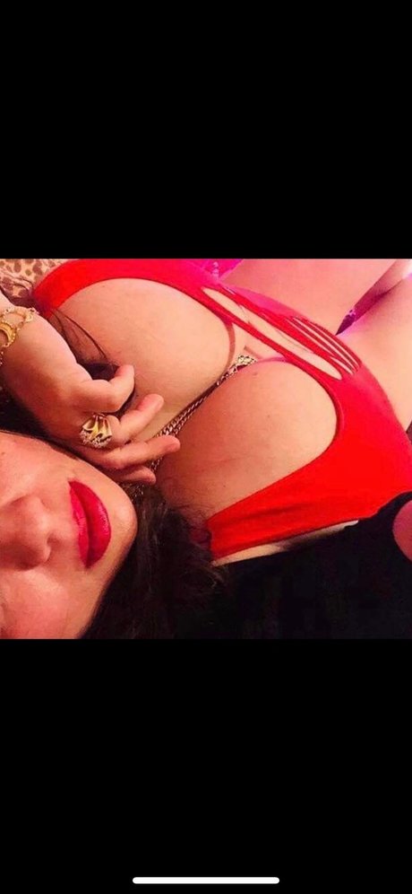 Naakte gelekte OnlyFans-foto van Chanel G 