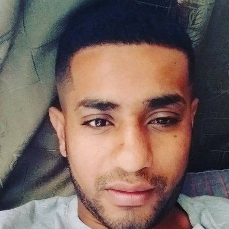 Naakte gelekte OnlyFans-foto van Moritto29