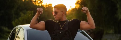 Naakte gelekte OnlyFans-foto van Manuel Mendoza