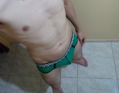 Naakte gelekte OnlyFans-foto van Je