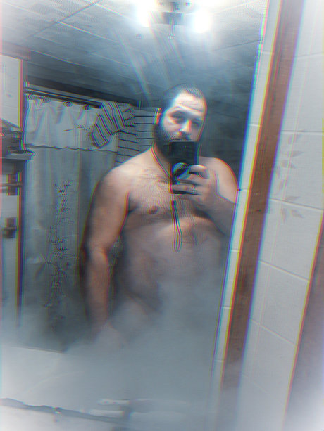 Naakte gelekte OnlyFans-foto van Kingjekyllhyde