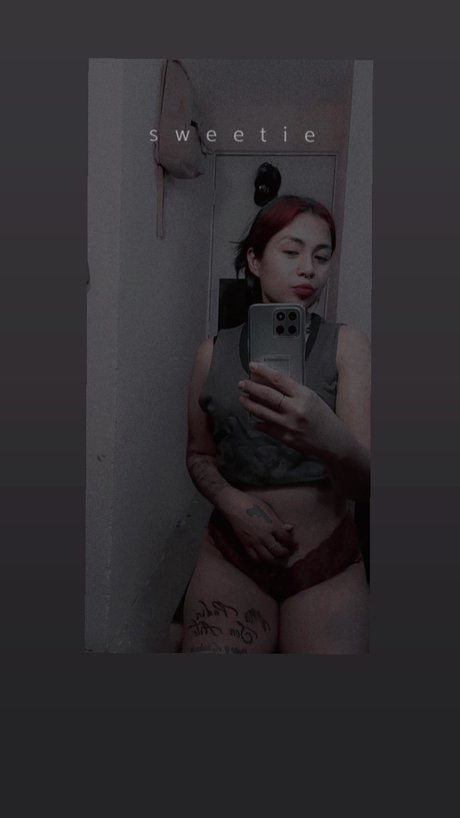 Naakte gelekte OnlyFans-foto van Rub Rc