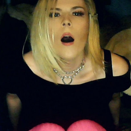Naakte gelekte OnlyFans-foto van Jessica Bloom