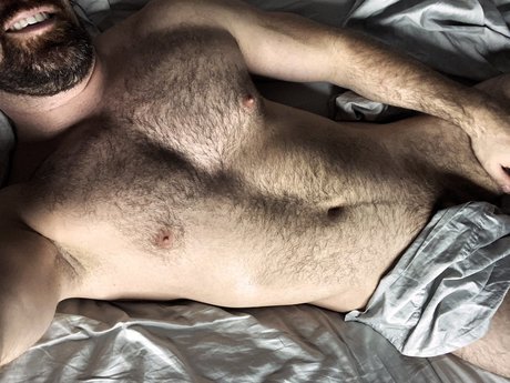 Naakte gelekte OnlyFans-foto van Jeremy