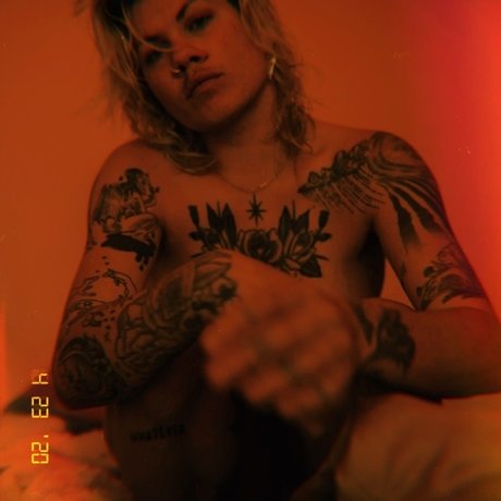 Naakte gelekte OnlyFans-foto van Candi Krush