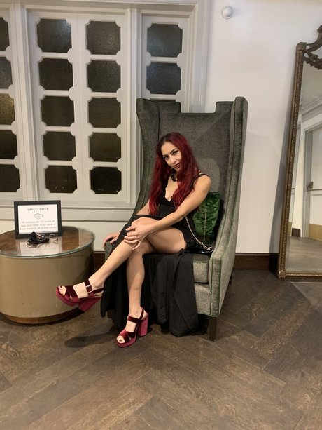 Naakte gelekte OnlyFans-foto van Missyvalenz