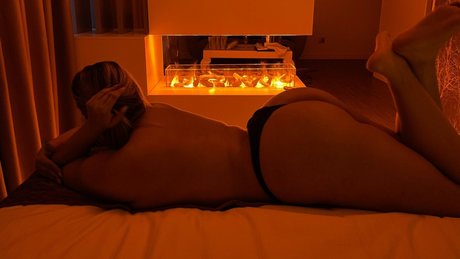 Naakte gelekte OnlyFans-foto van Alessandra