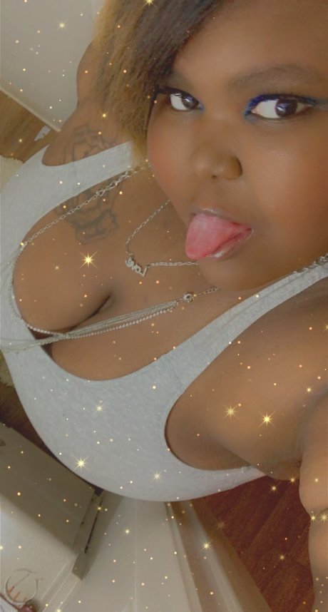 Naakte gelekte OnlyFans-foto van Unique