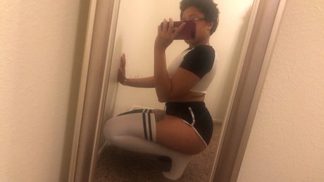 Naakte gelekte OnlyFans-foto van China
