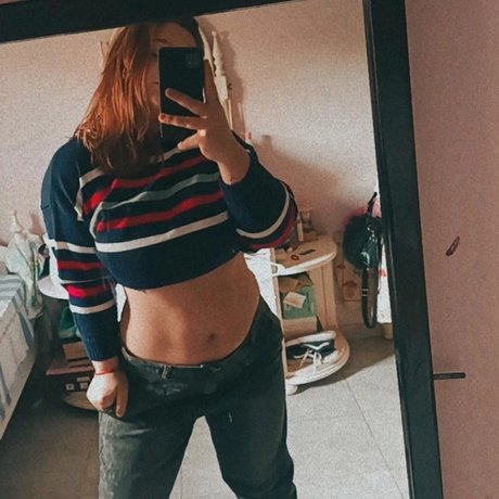 Naakte gelekte OnlyFans-foto van Micaela