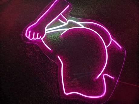 Naakte gelekte OnlyFans-foto van Maz J