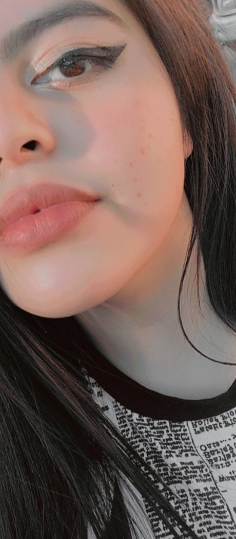 Naakte gelekte OnlyFans-foto van Mitch Karen