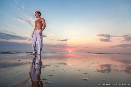 Naakte gelekte OnlyFans-foto van Mitch Cox