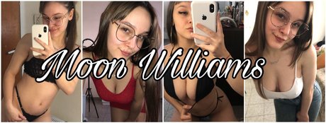 Naakte gelekte OnlyFans-foto van Moon Williams