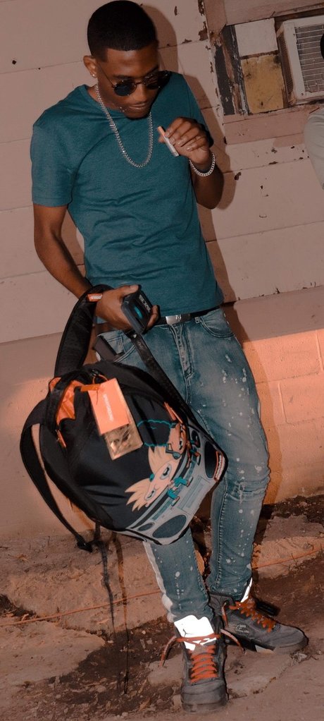 Naakte gelekte OnlyFans-foto van Slim Dunkin