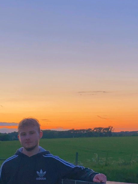 Naakte gelekte OnlyFans-foto van Callum King