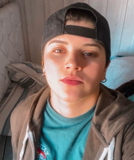 Naakte gelekte OnlyFans-foto van Elianaf