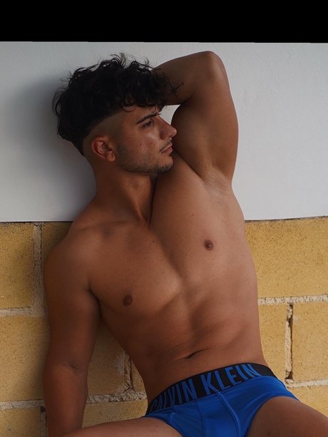 Exotic Boy 20 Cm 