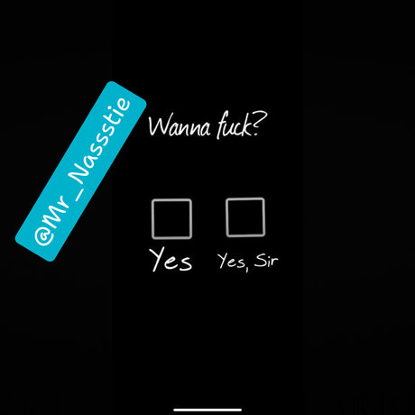 Naakte gelekte OnlyFans-foto van Mr Nassstie