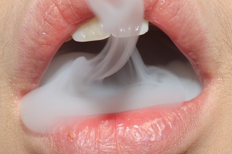 Naakte gelekte OnlyFans-foto van Mouth