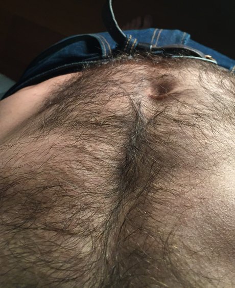 Naakte gelekte OnlyFans-foto van Mostlyvery