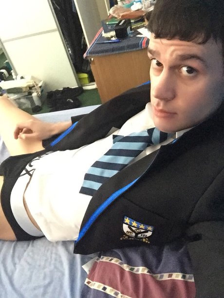 Naakte gelekte OnlyFans-foto van Hope