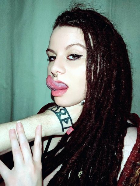 Naakte gelekte OnlyFans-foto van S H