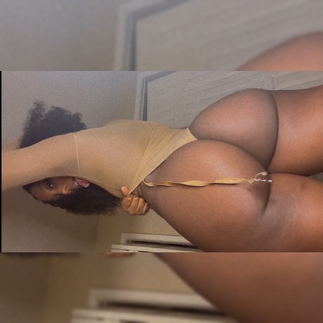 Naakte gelekte OnlyFans-foto van Msb 