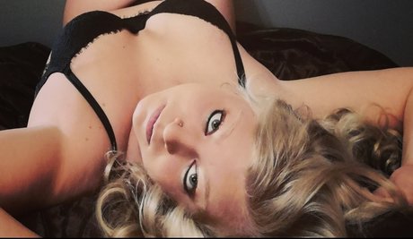 Naakte gelekte OnlyFans-foto van Krystal