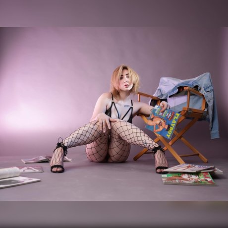 Naakte gelekte OnlyFans-foto van Aspen Everly